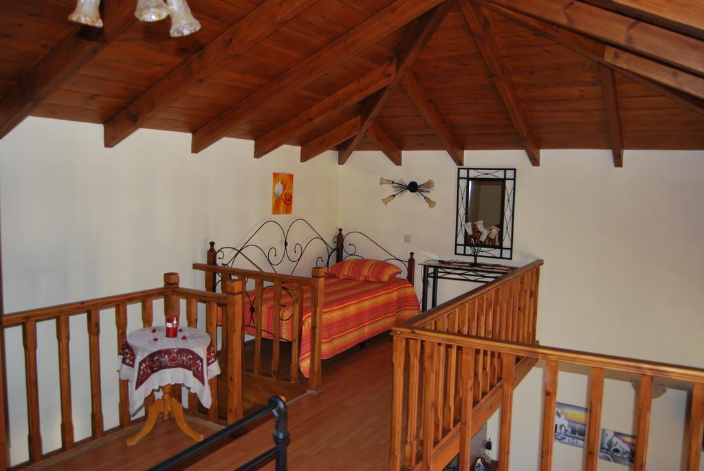 Mika'S House Villa Chalki Town ห้อง รูปภาพ